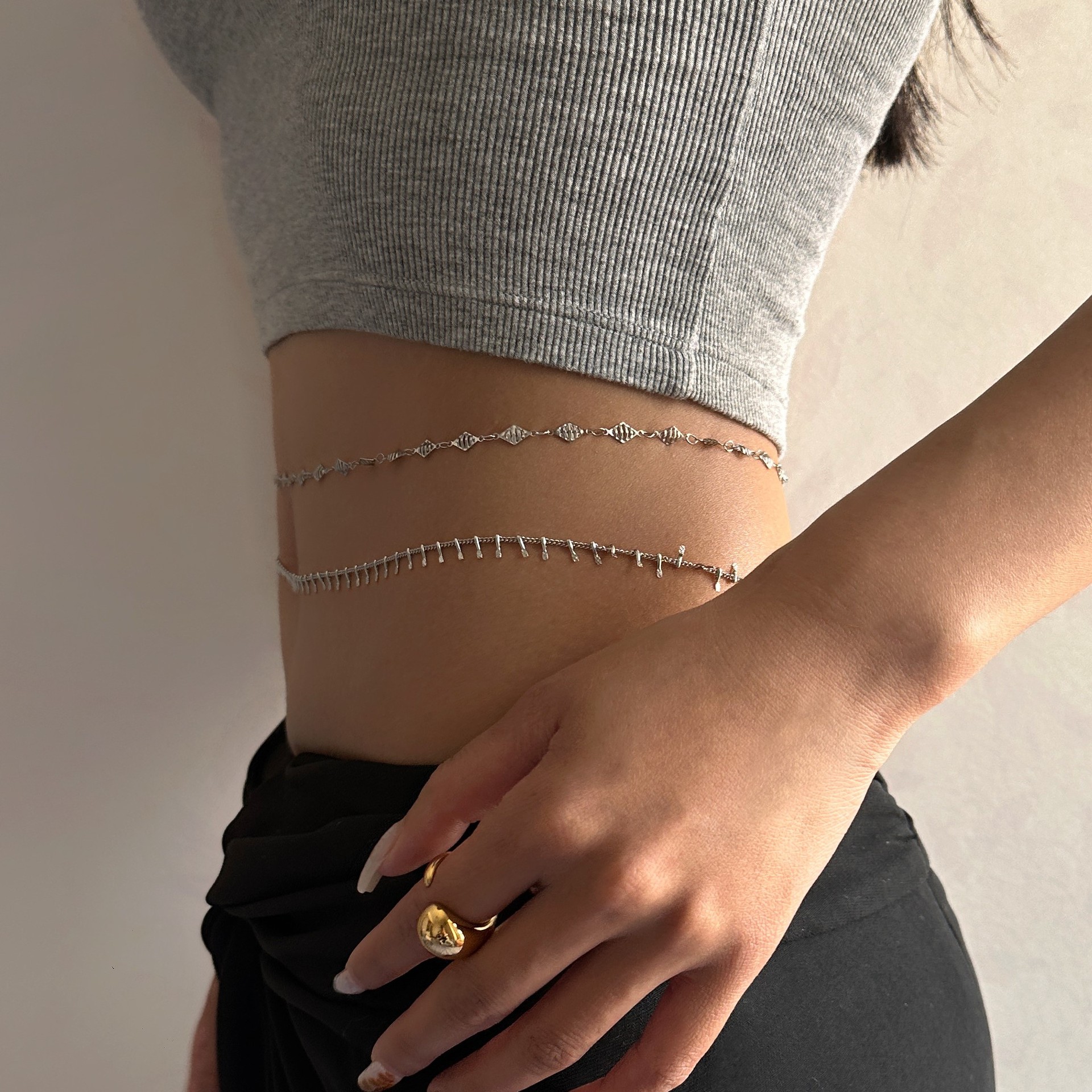 Punk Round Stainless Steel Wai - Body Jewelry Bulk recensione e prezzo